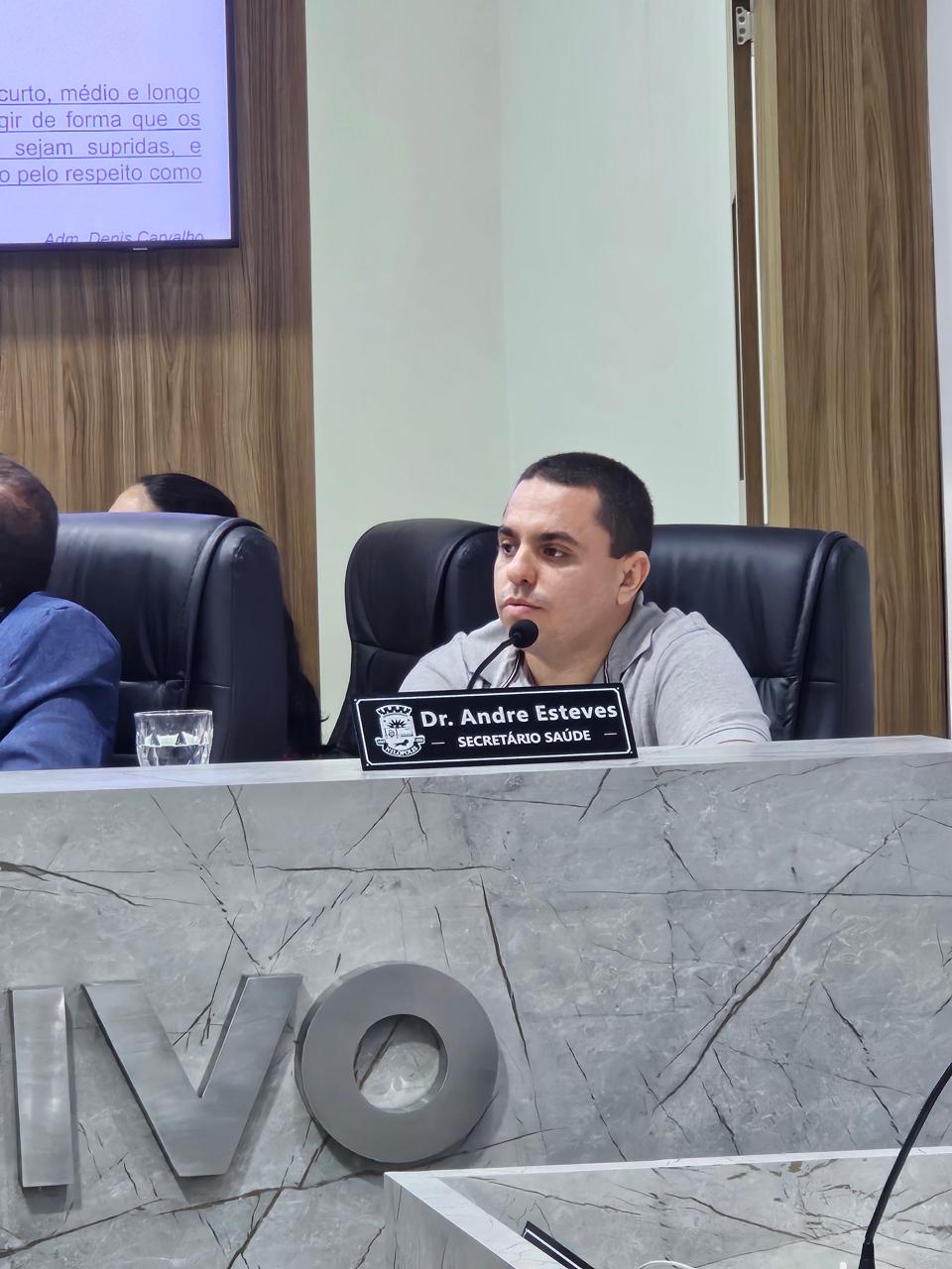 Baixada quer voz: André Esteves aparece como opção ao governo do RJ